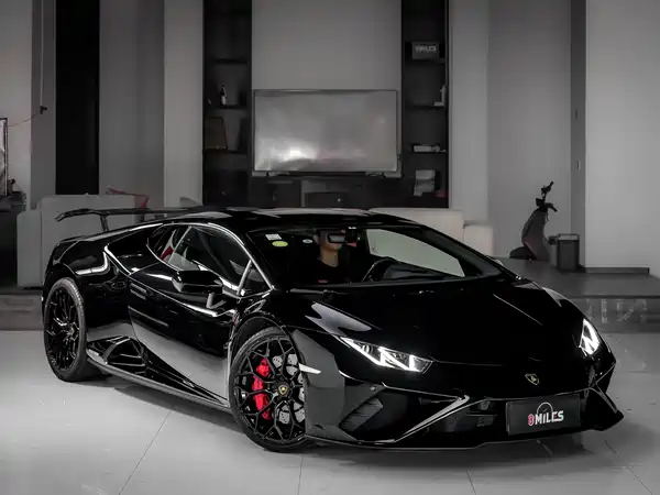 Lamborghini Huracan 2021