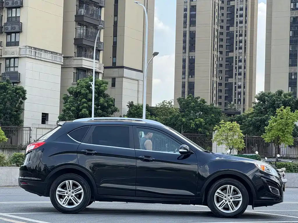 GAC Motor Trumpchi GS5 2014 — фото 2