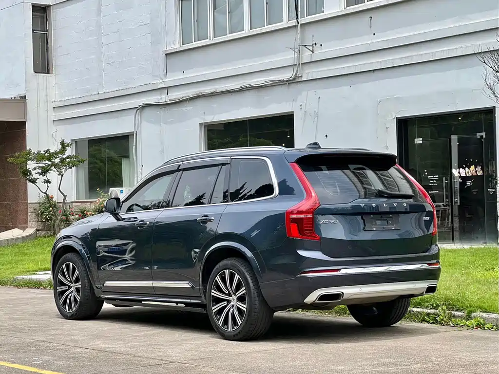 Volvo XC90 2021 — фото 4