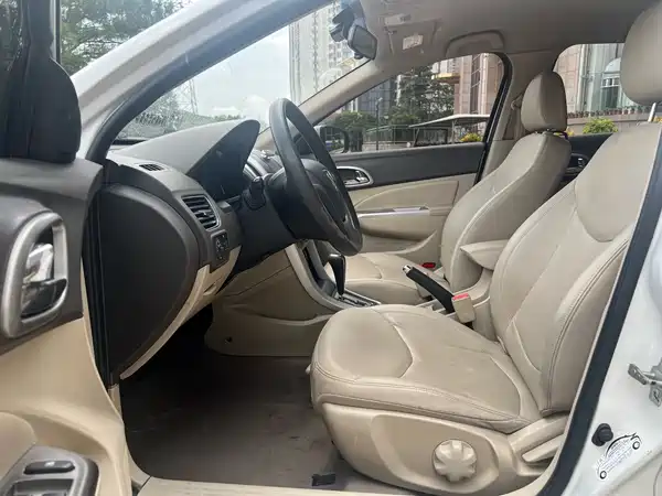 Baojun 630 2014