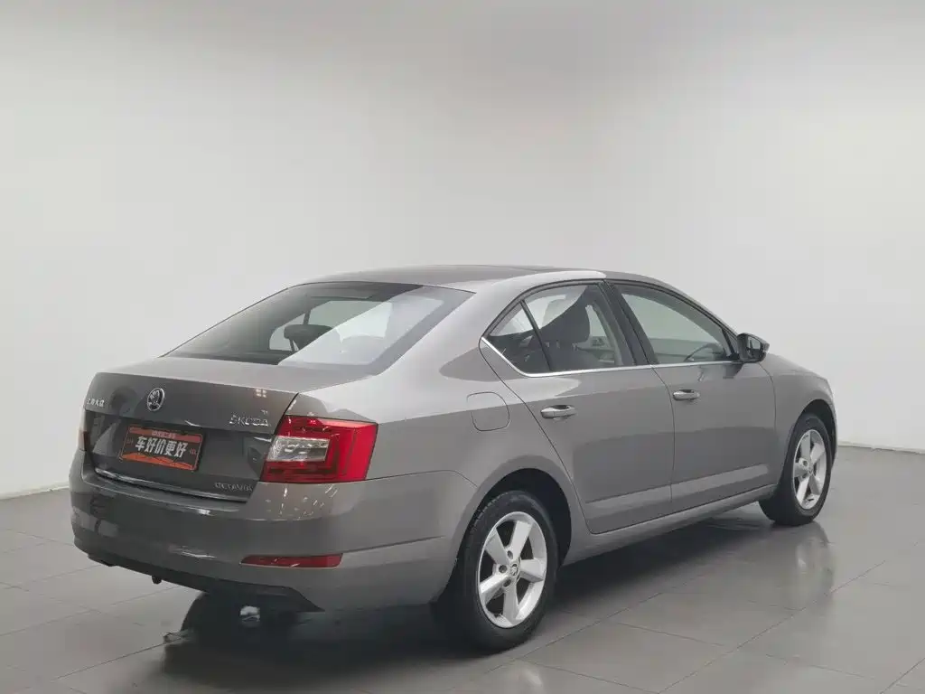 Skoda Octavia 2014 — фото 2