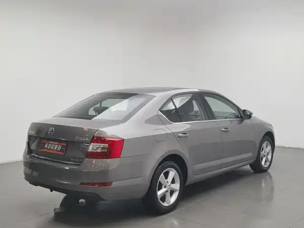 Skoda Octavia 2014