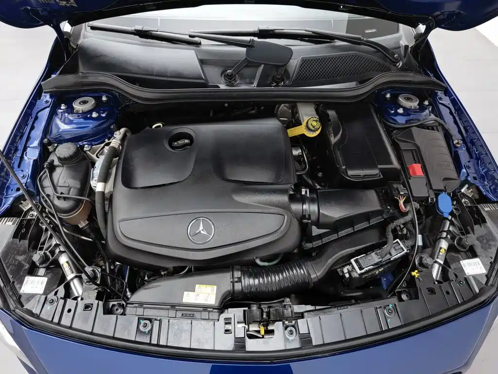 Mercedes-Benz GLA 2016