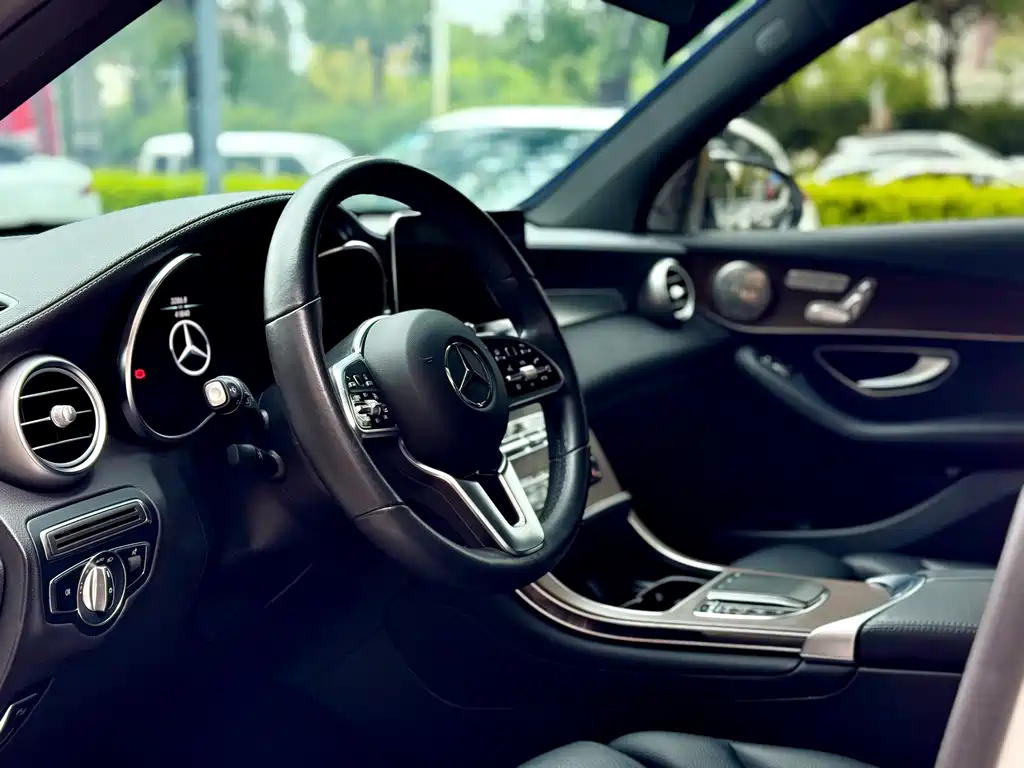 Mercedes-Benz GLC 2022 — фото 14