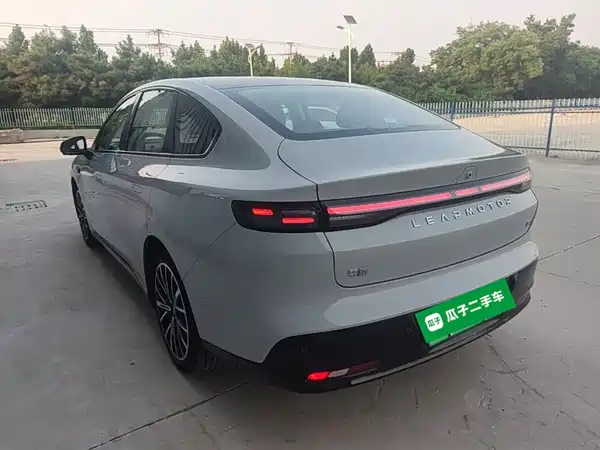 Leapmotor B01 2026