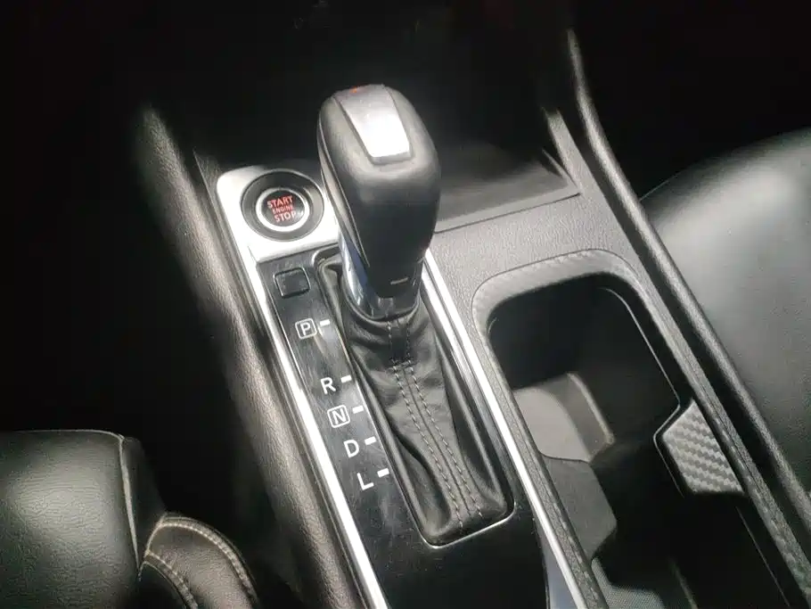 Nissan Sylphy 2019 — фото 15