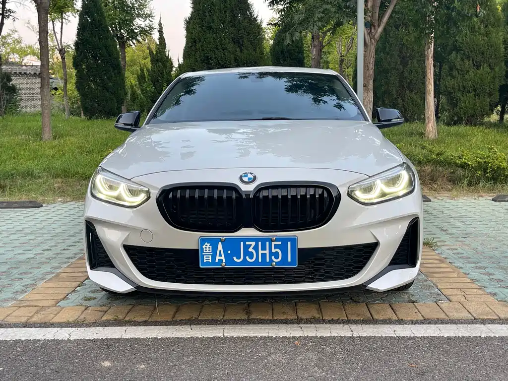 BMW 1 Series 2022
