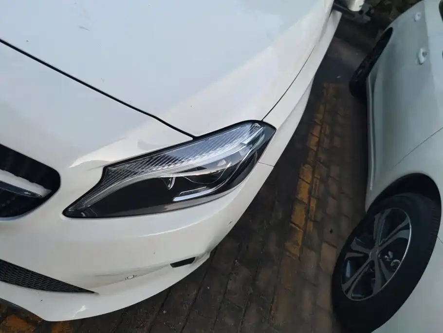 Mercedes-Benz A-Class 2021