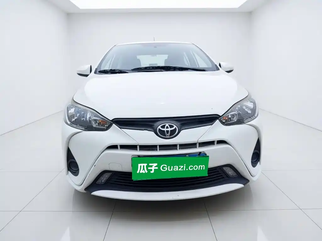 Toyota Yaris L 2019 — фото 24