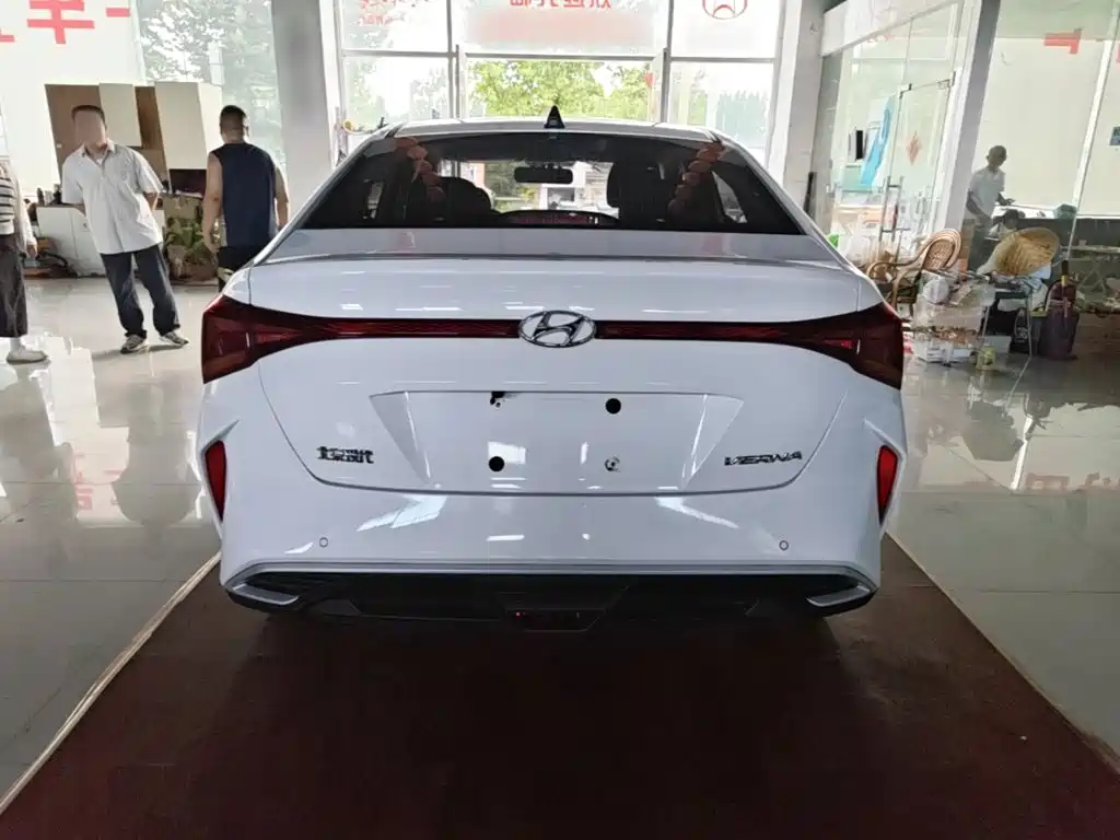 Hyundai Verna 2020 — фото 4