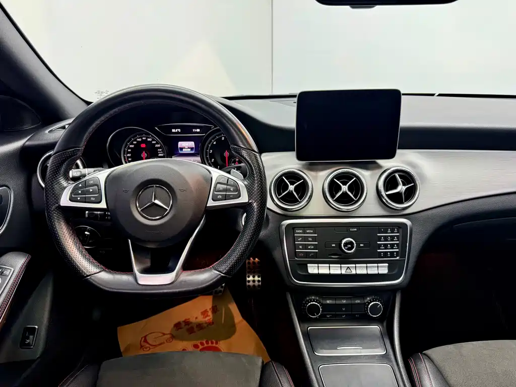 Mercedes-Benz CLA 2018 — фото 16