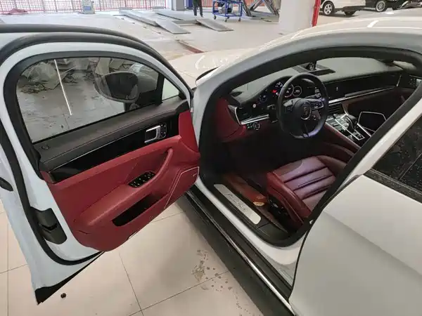 Porsche Panamera 2022