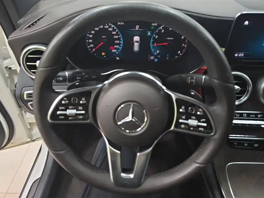 Mercedes-Benz GLC 2022 — фото 15