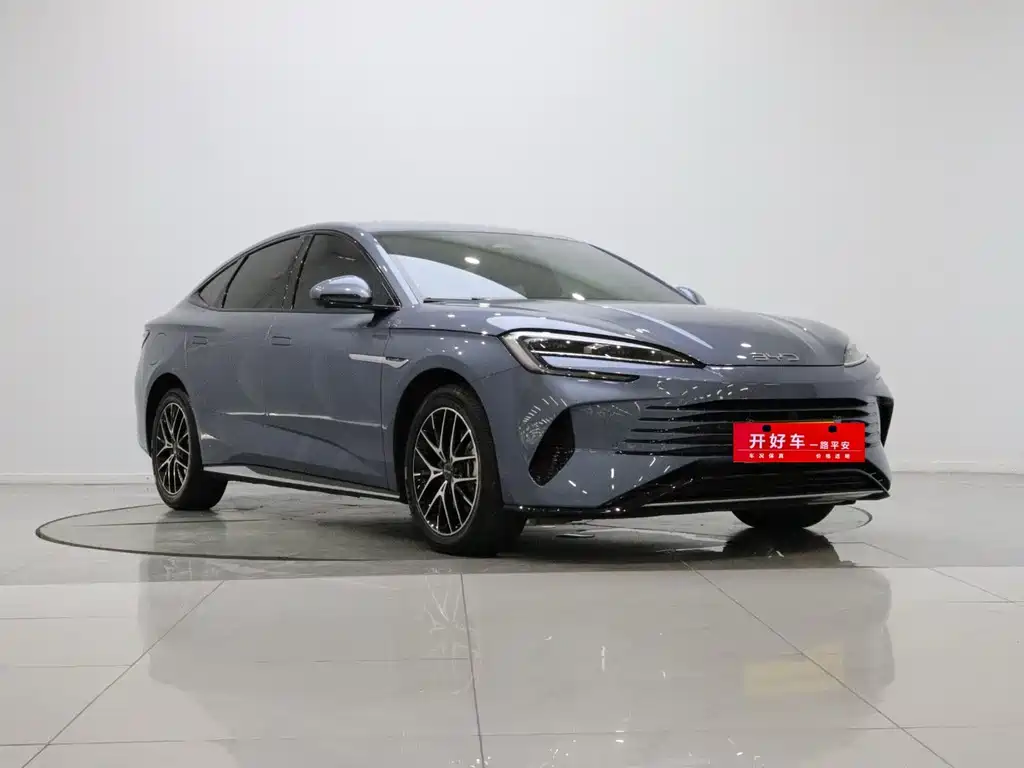 BYD Seal 07 DM-i 2025 — фото 3