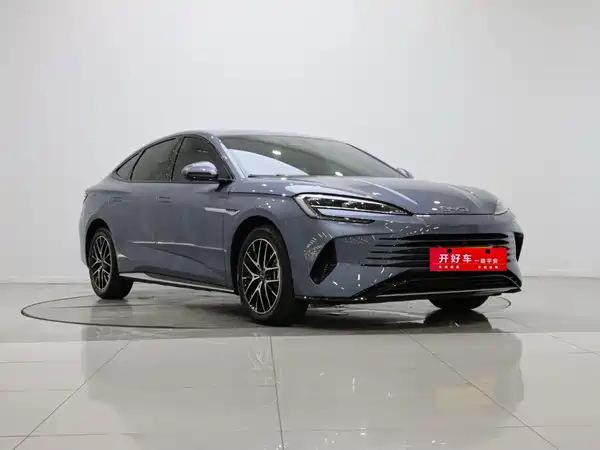BYD Seal 07 DM-i 2025