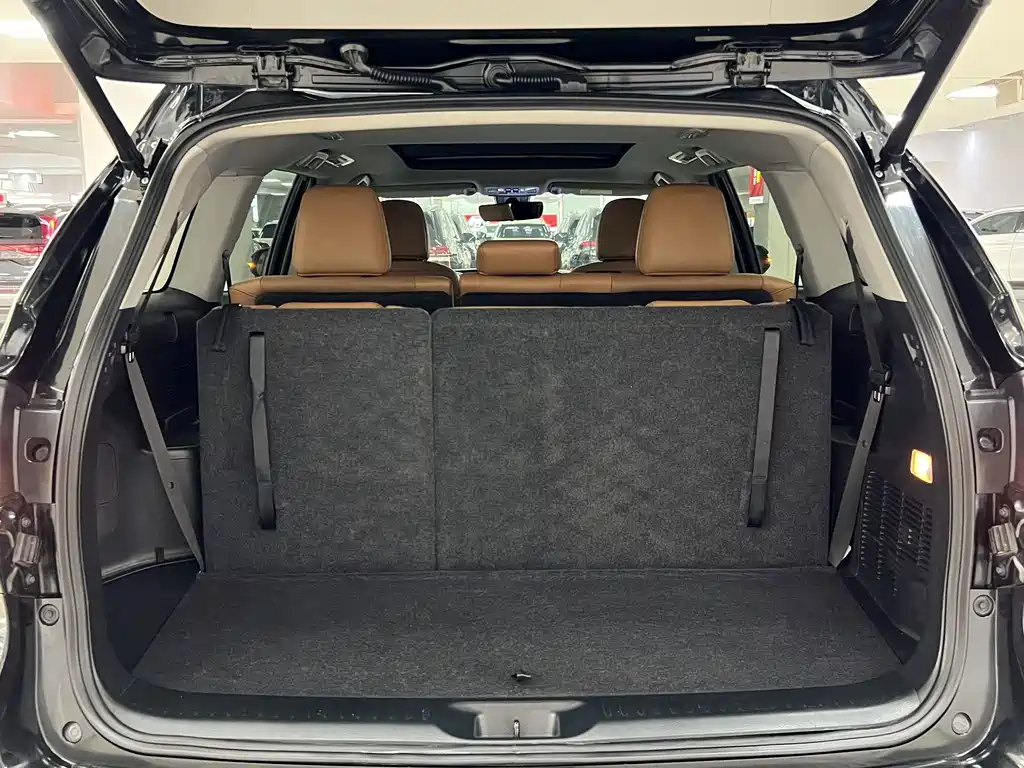 Toyota Highlander 2020 — фото 17