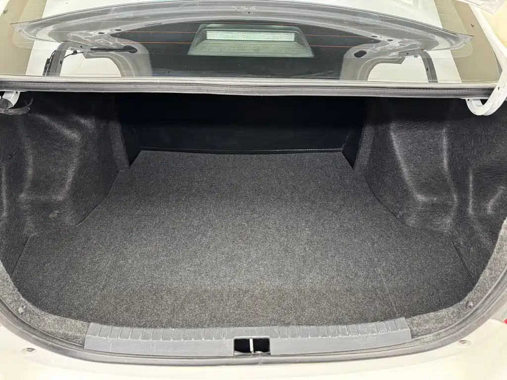 Toyota Vios 2017 — фото 24