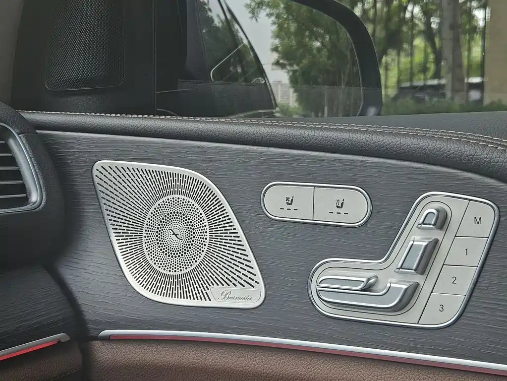 Mercedes-Benz GLS 2025 — фото 19