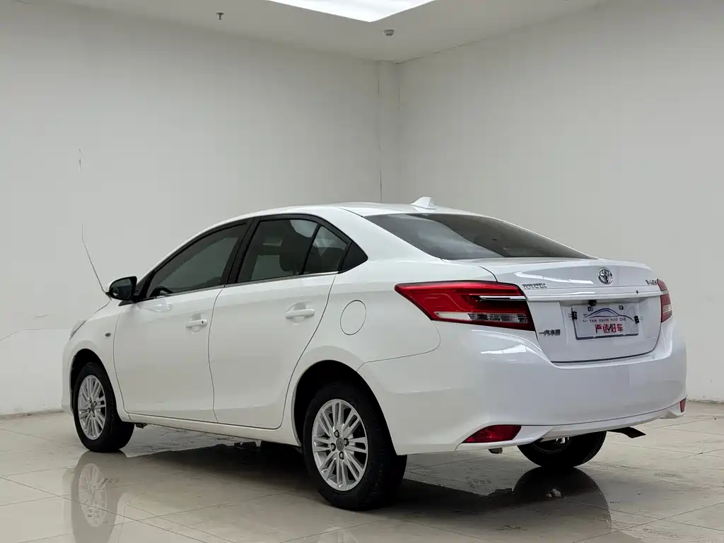 Toyota Vios 2017 — фото 4