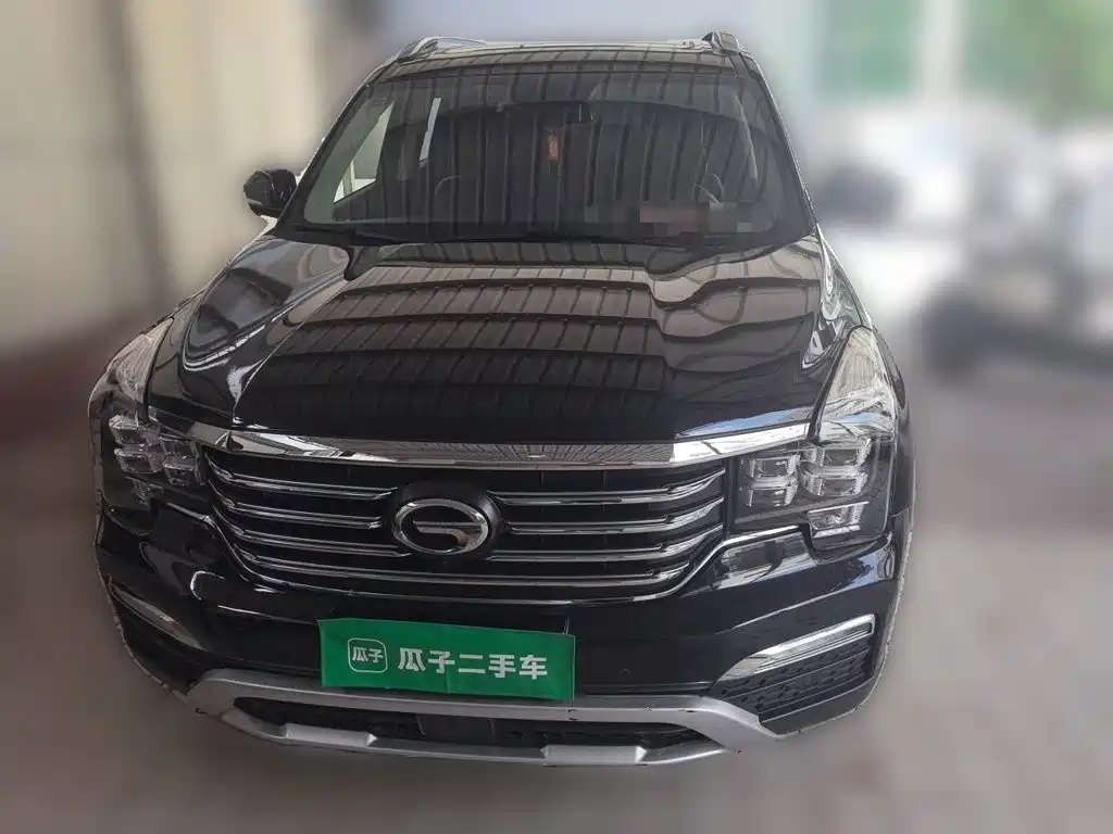 GAC Trumpchi GS8 2017 — фото 2