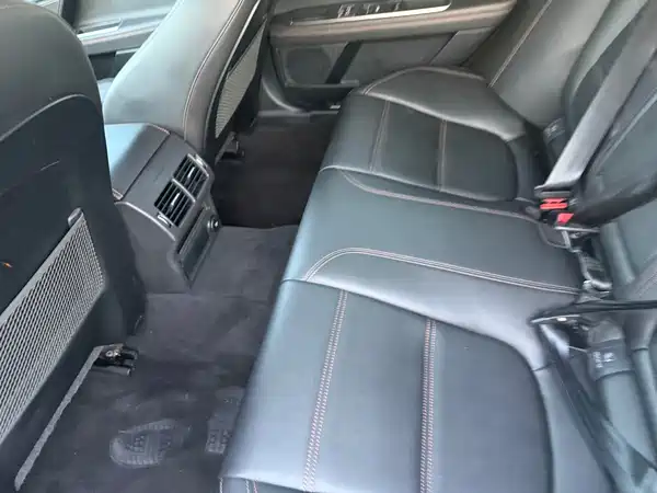 Jaguar XEL 2019