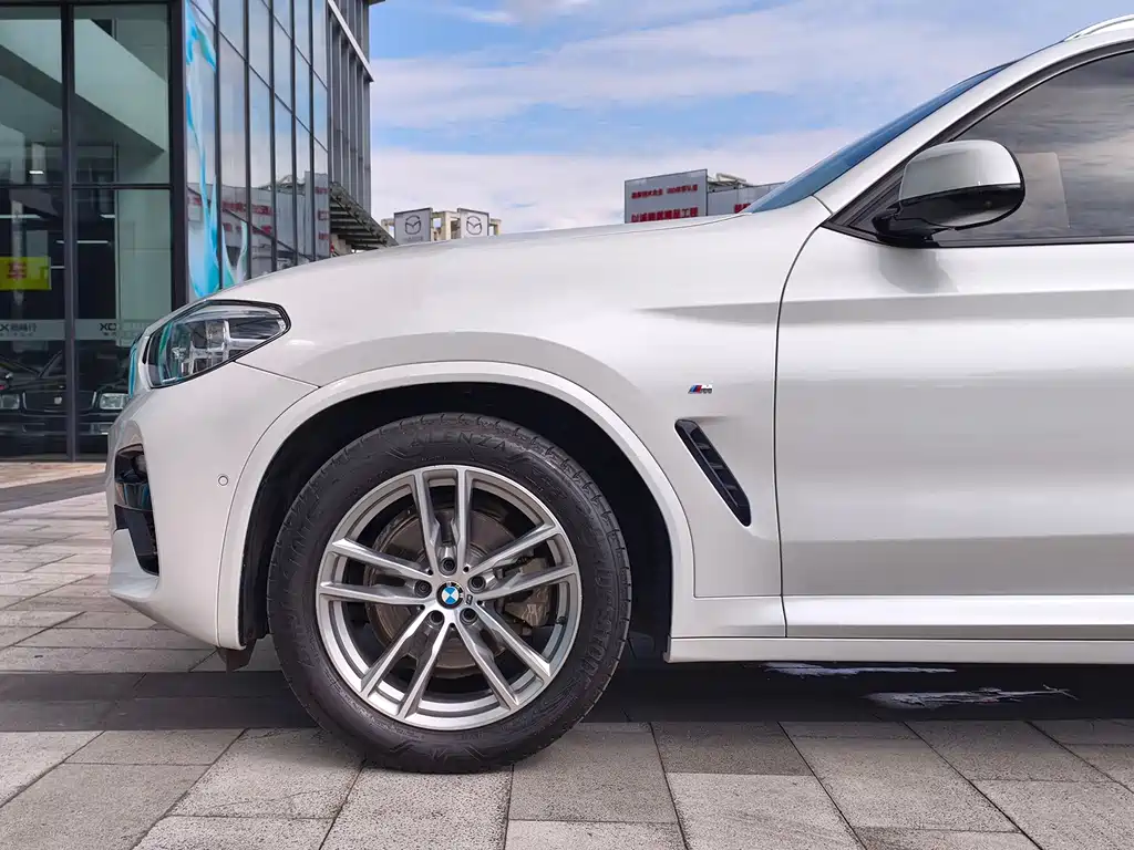 BMW X3 2018 — фото 19