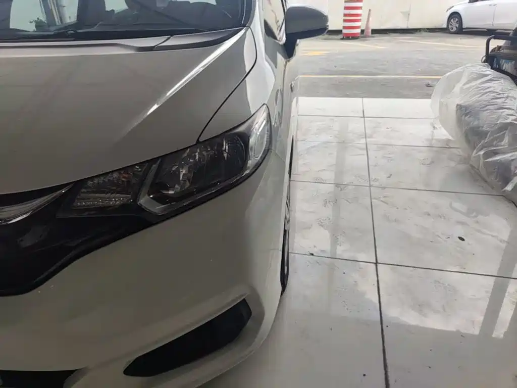 Honda Fit 2018 — фото 15