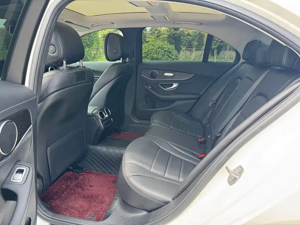 Mercedes-Benz C-Class 2018