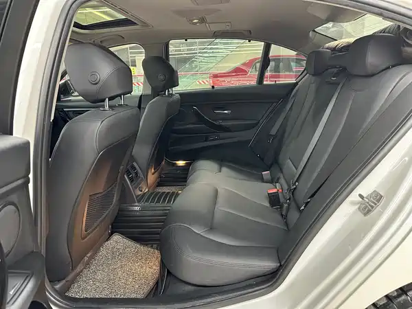 BMW 3 Series 2017