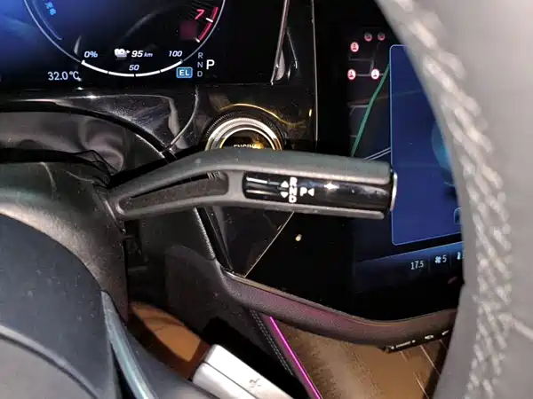 Mercedes-Benz E-Class New Energy 2025