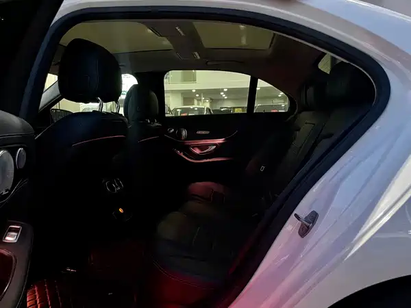 Mercedes-Benz C-Class 2018