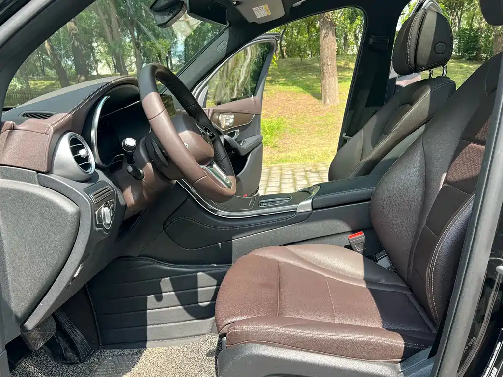 Mercedes-Benz GLC 2022
