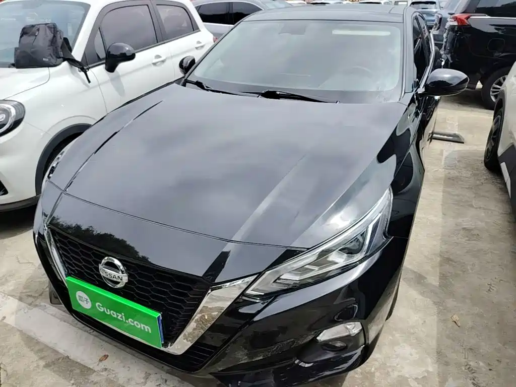 Nissan Teana 2022