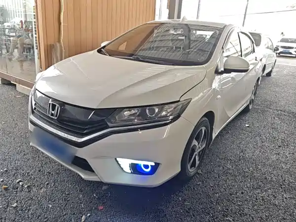 Honda Greiz 2016
