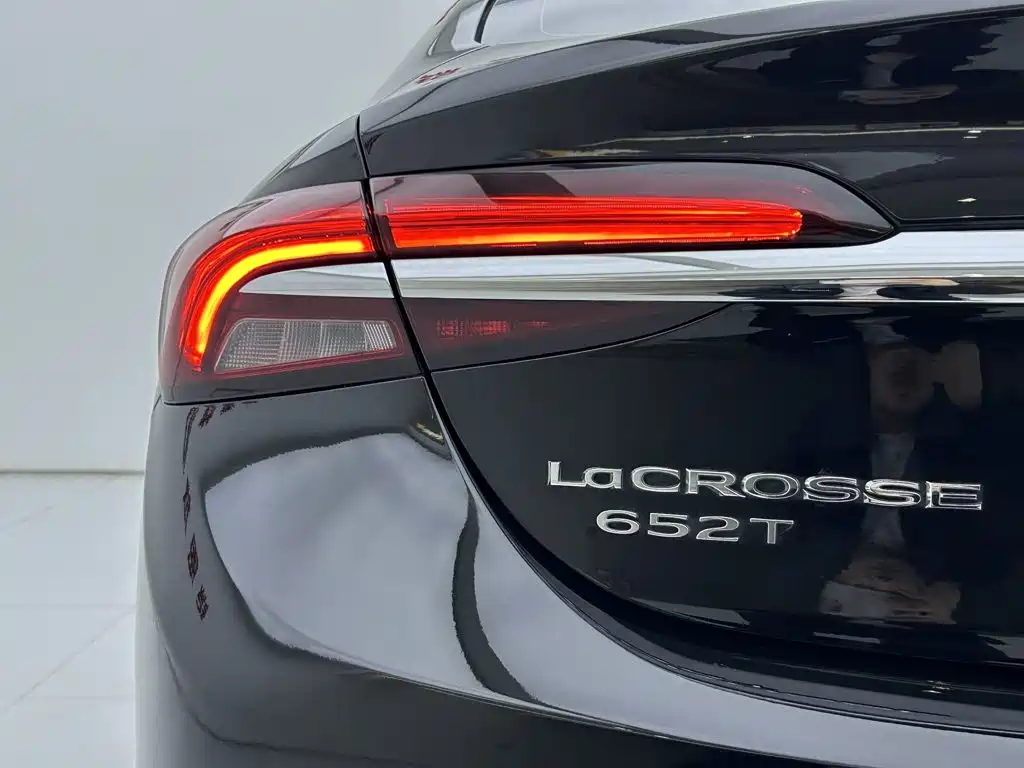Buick LaCrosse 2022 — фото 24