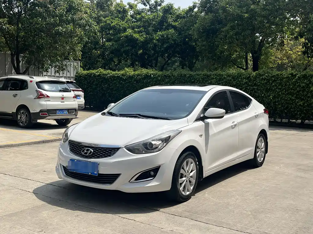 Hyundai Elantra Langdong 2016