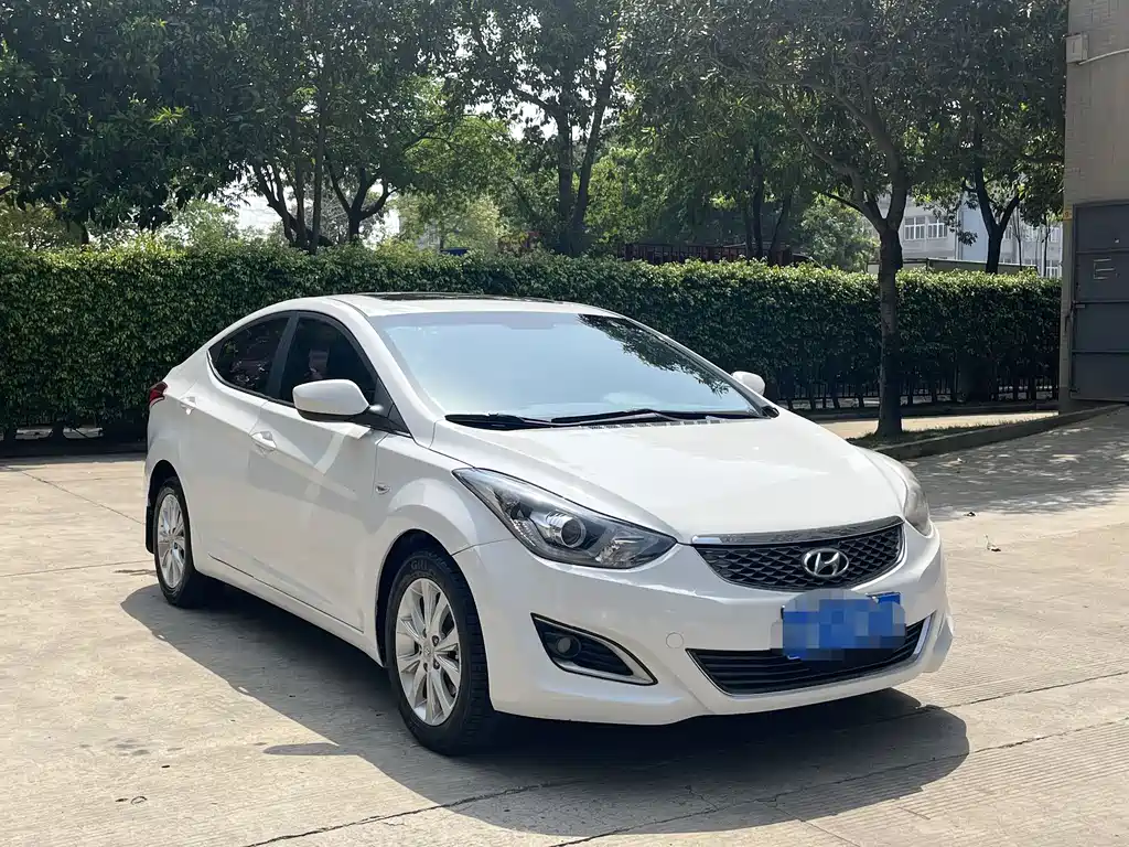 Hyundai Elantra Langdong 2016 — фото 3