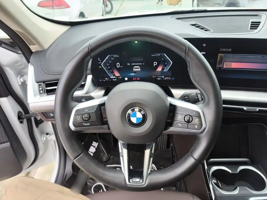 BMW X1 2024