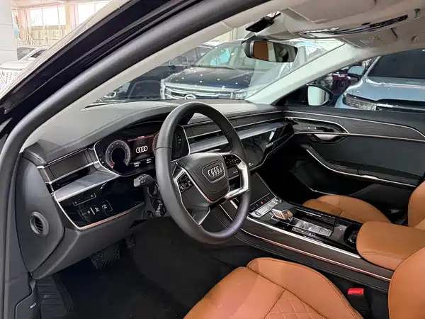 Audi A8 2023