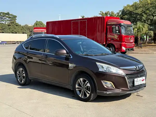 Luxgen You6 SUV 2015