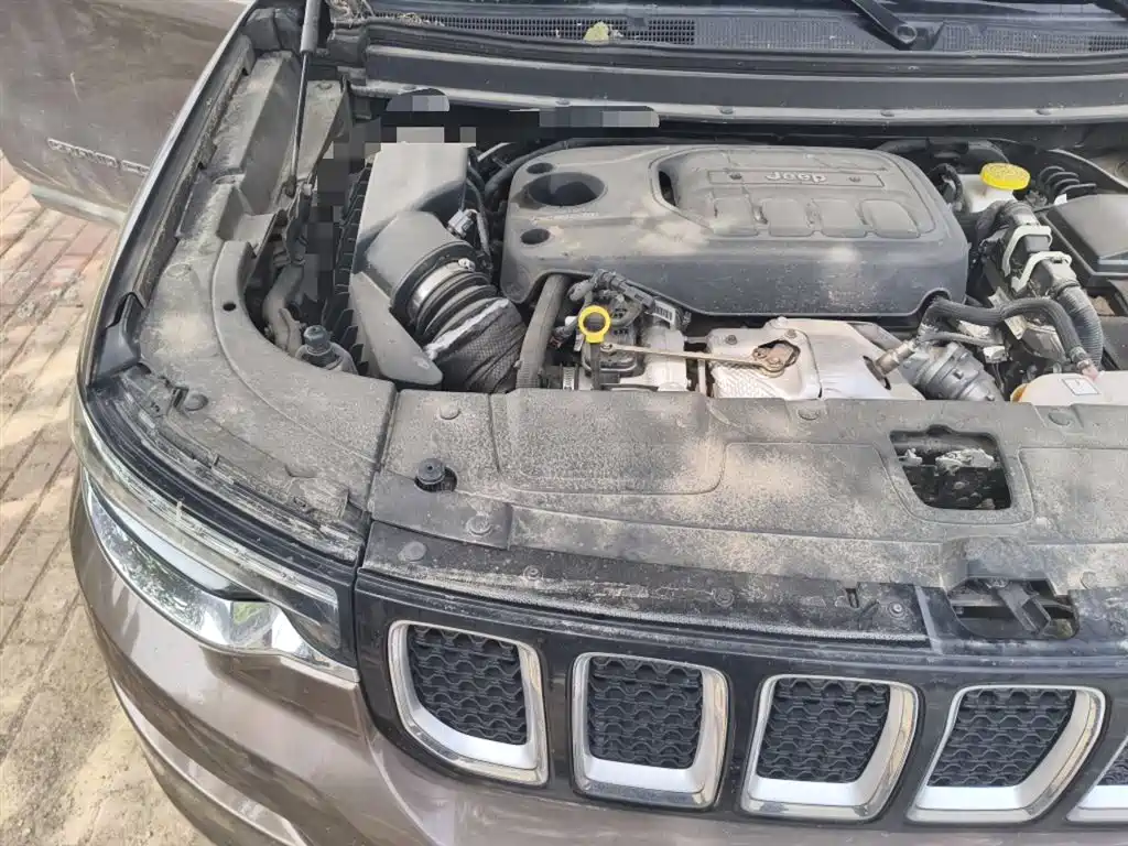 Jeep Grand Commander 2019 — фото 18