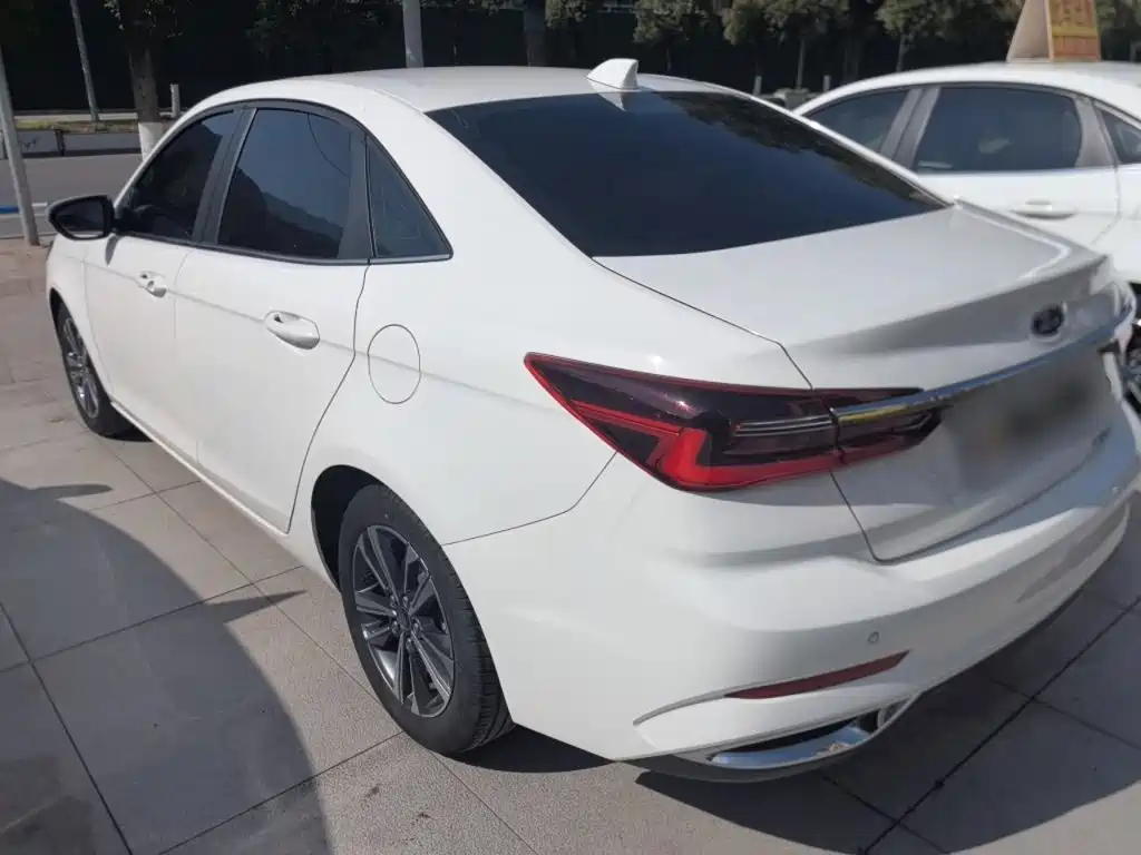 Ford Escort 2021