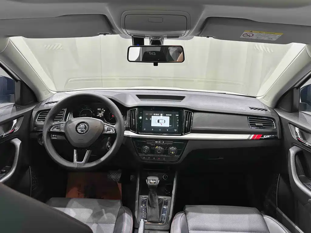 Skoda Kamiq 2023 — фото 10