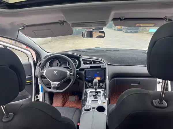 Peugeot 3008 2015
