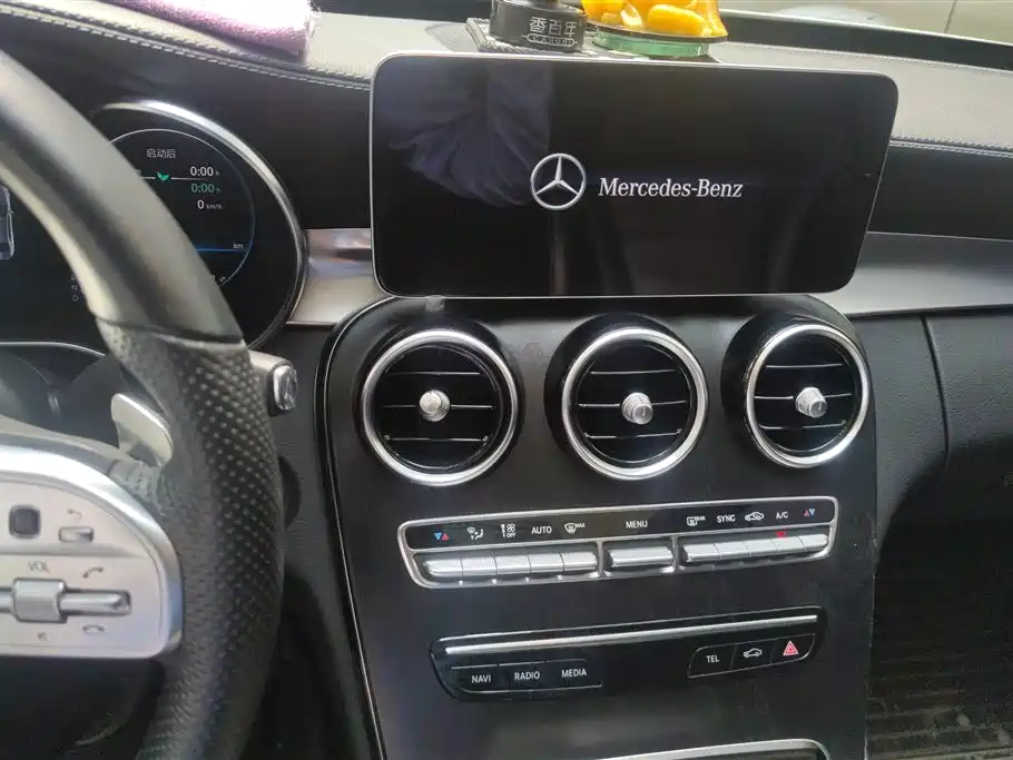 Mercedes-Benz C-Class 2020 — фото 13