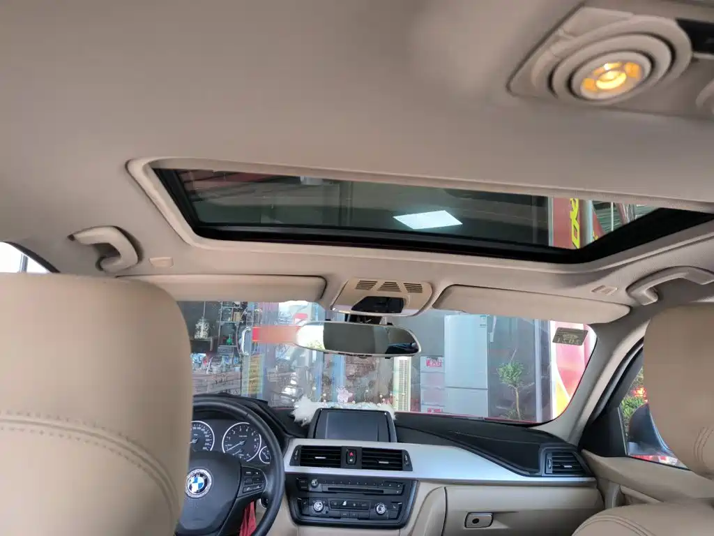 BMW 3 Series 2015 — фото 14
