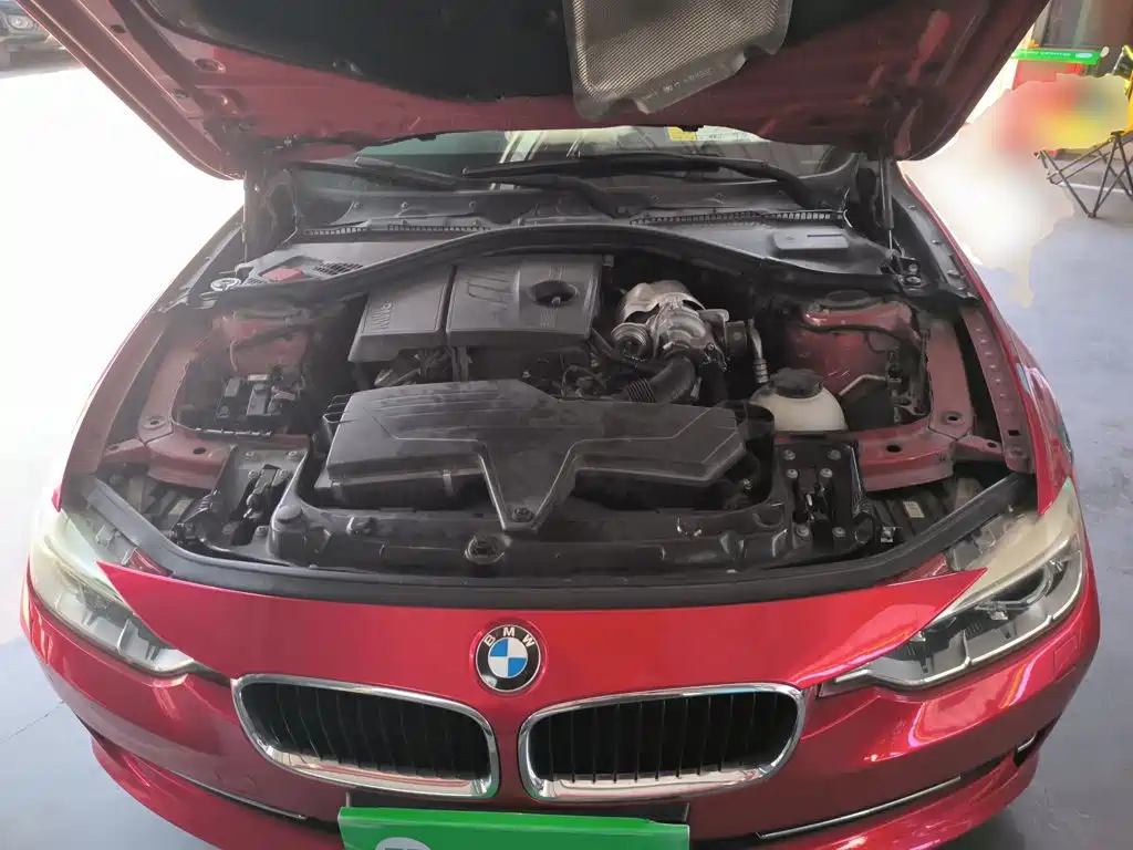 BMW 3 Series 2015 — фото 16