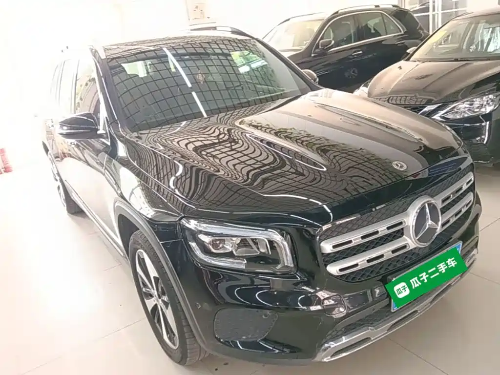 Mercedes-Benz GLB 2021