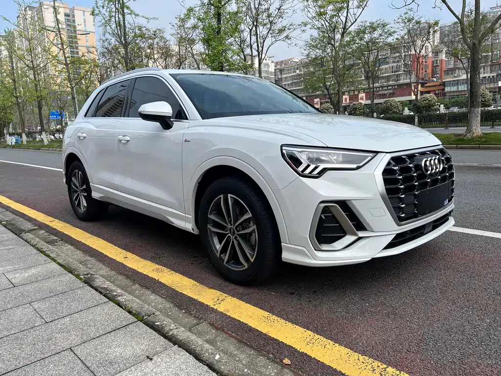 Audi Q3 2022