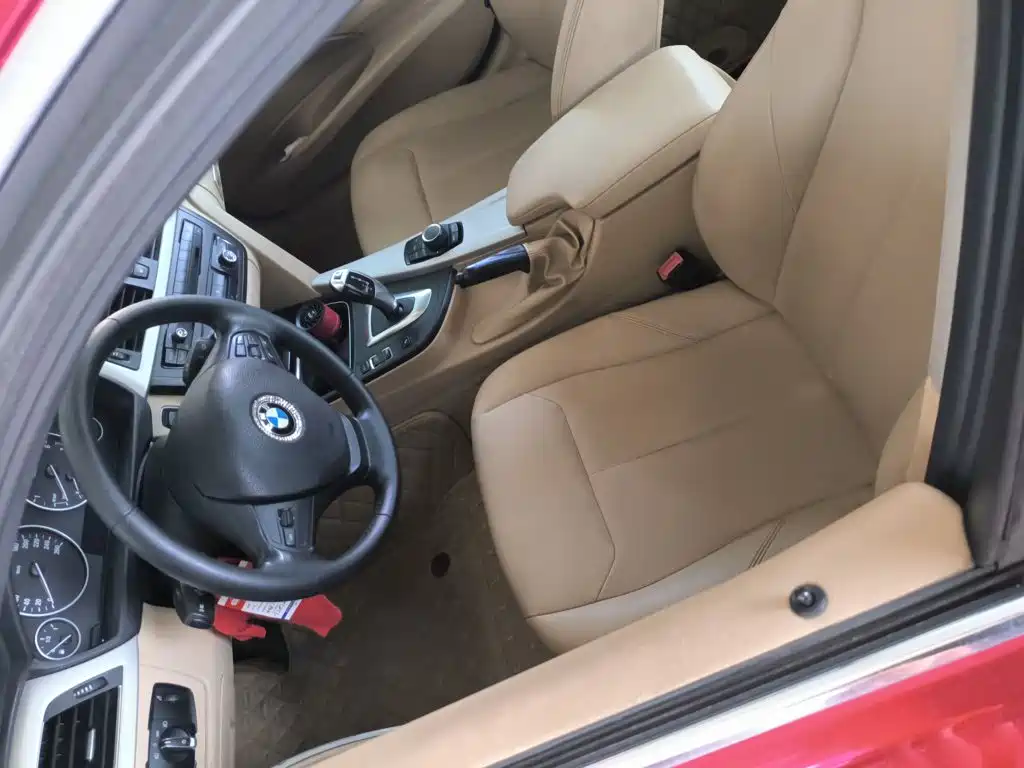 BMW 3 Series 2015 — фото 11